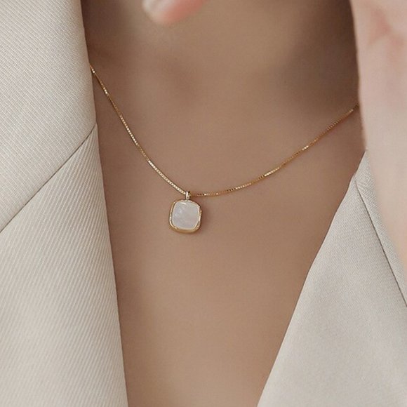 Jewelry - NEW Silver Gold Color Copper Square Fritillary Pendant Necklace